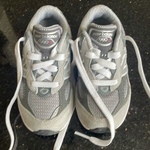 Toddler new balance 990 v6. Worn once